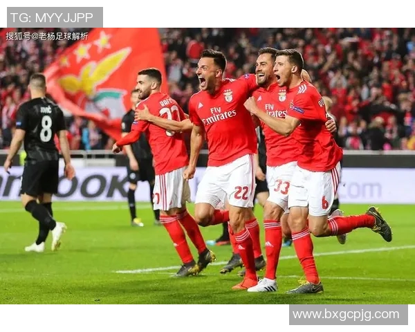 再次联手足球明星打造全新赛事盛典引发全球关注与热议