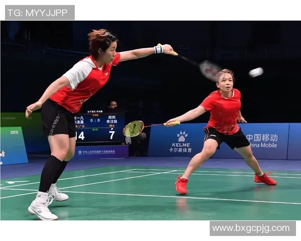 成都羽毛球队在冠军赛中的默契配合与精彩表现分析